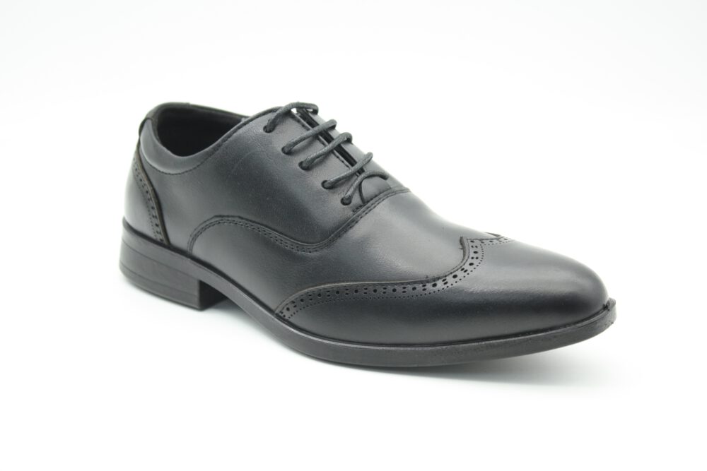 נעלי נוחות אלגנטיות לנוער מעור בצבע שחור מט  דגם 669-304